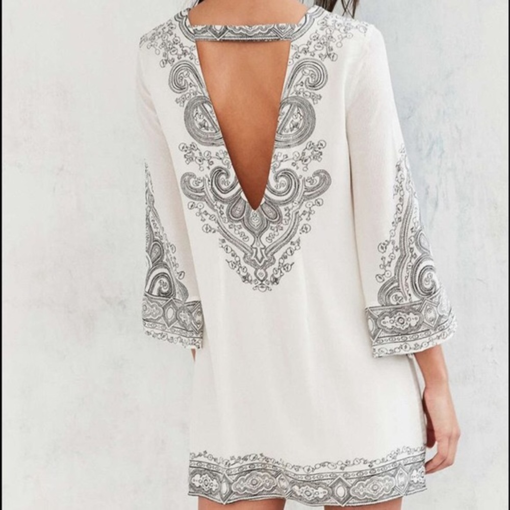 ecoté geneva printed shift dress size small